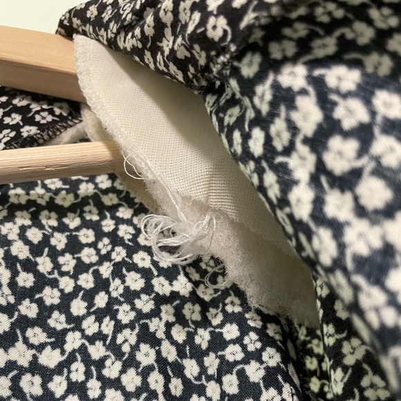 Vintage V-Neck Long-Sleeve Floral  Print Dress - Picture 5 of 9